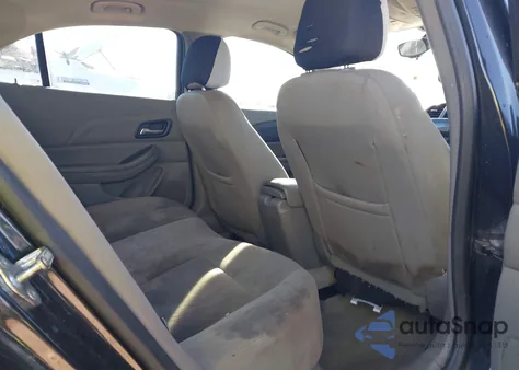 2013 Chevrolet Malibu 1Ls из США, поврежденный, VIN 1G11B5SA2DF249770